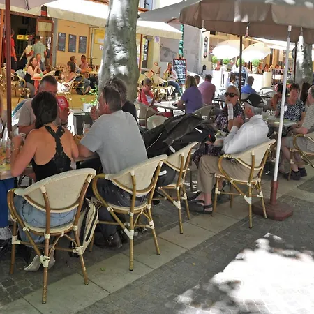 빌라 In France Near Scenic Landmarks Estang